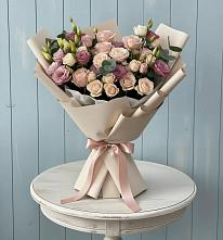 Букет цветов из:  Розы и Лизиантусы #REPLACE_PRED# Оханске