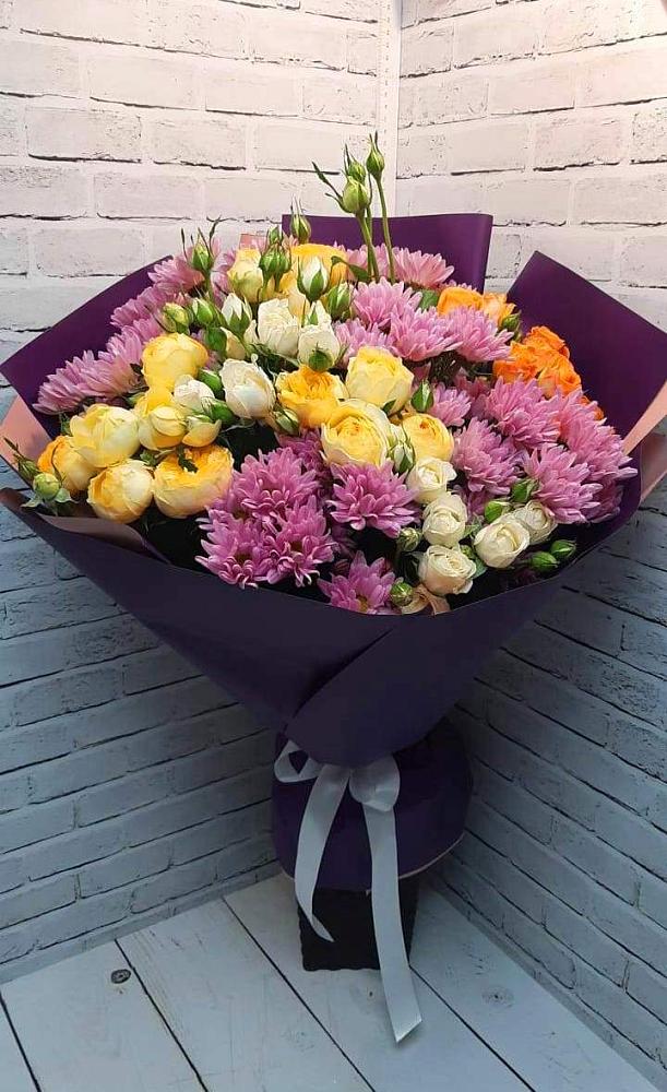 Букет цветов из: Хризантемы и Розы в Оханске