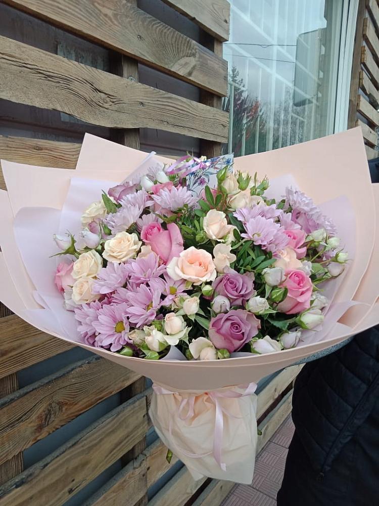 Букет цветов из: Розы и Хризантемы в Оханске