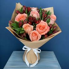 Букет цветов из:  Розы и Альстромерии в Оханске