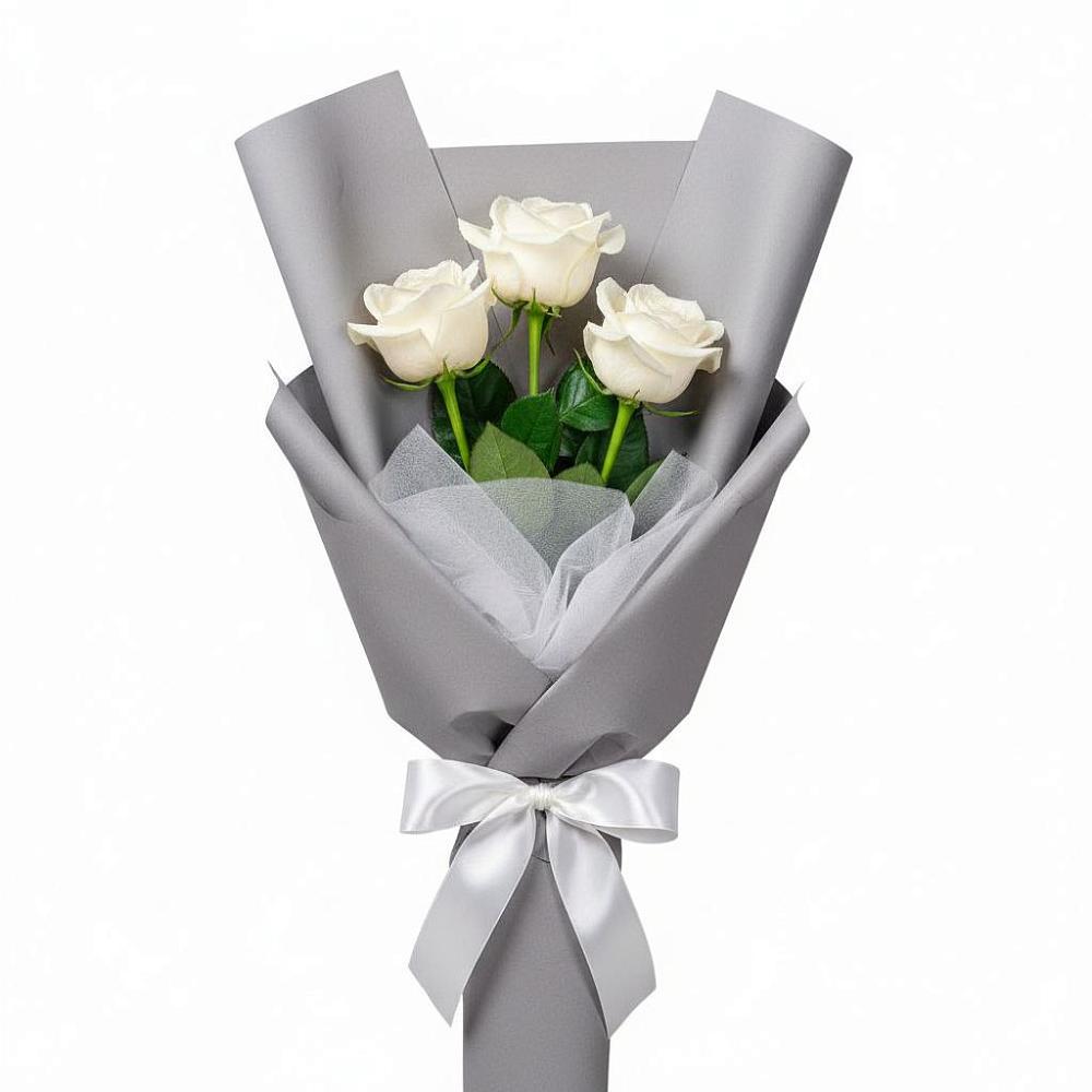 Букет 3 белые розы в Оханске