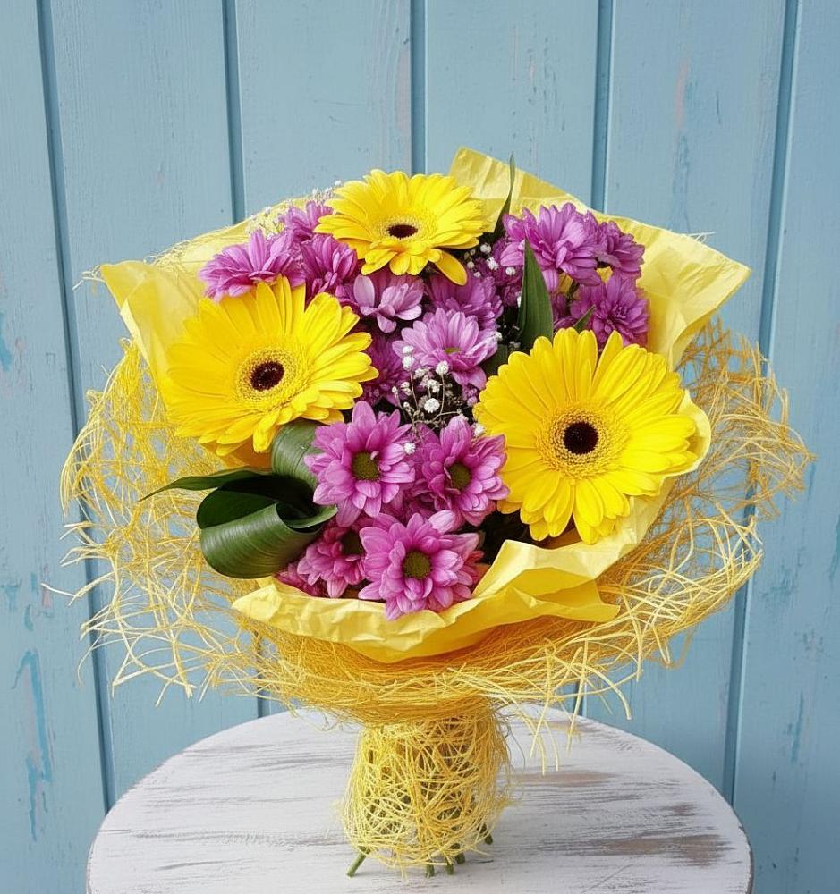 Букет цветов из: Хризантемы и Герберы в Оханске