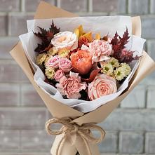Букет цветов из:  Гвоздики, Хризантемы и Розы в Оханске