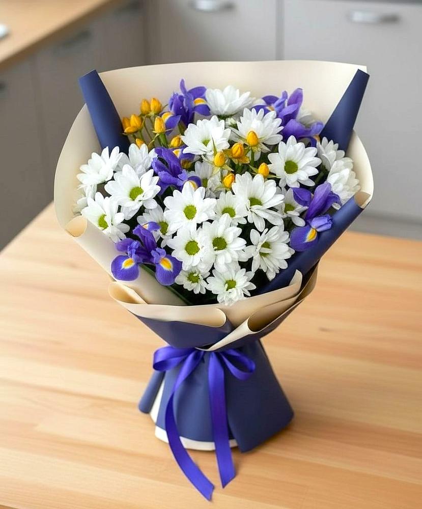 Букет цветов из: Розы, Ирисы и Хризантемы в Оханске