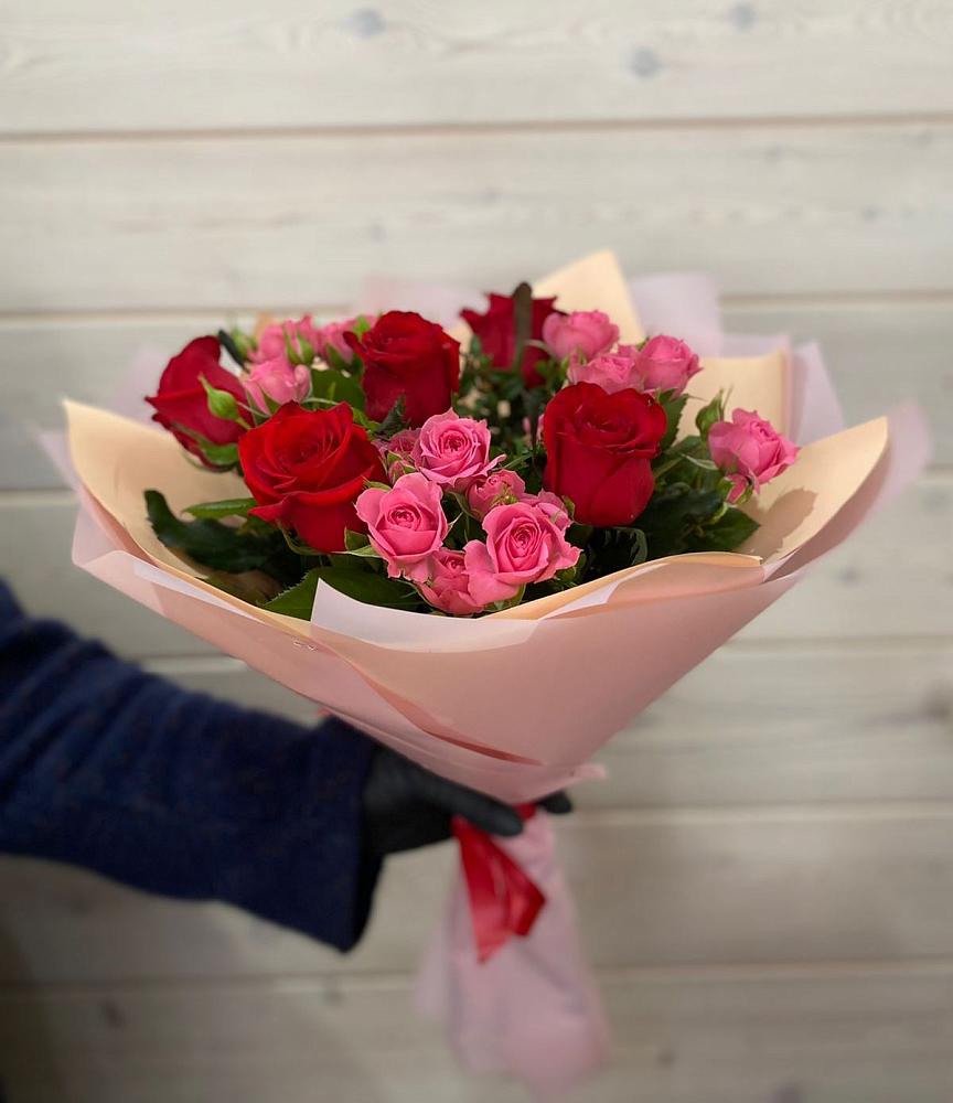 Букет цветов из: Розы в Оханске