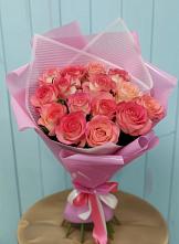 Букет 15 Розовых роз Равель в Оханске