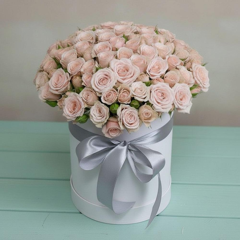 Цветочная композиция из Розы в шляпной коробке в Оханске